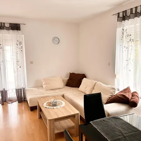 Apartman Ana